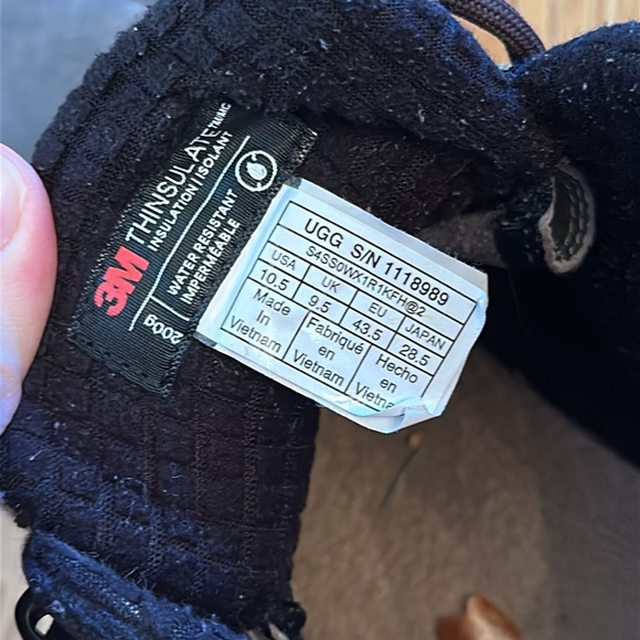 Uggs Men’s Olivert slate boot - Picture 3 of 9